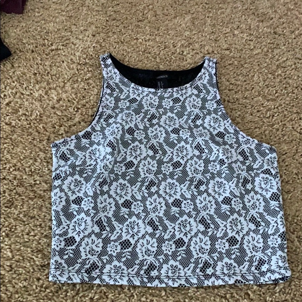 Crop top